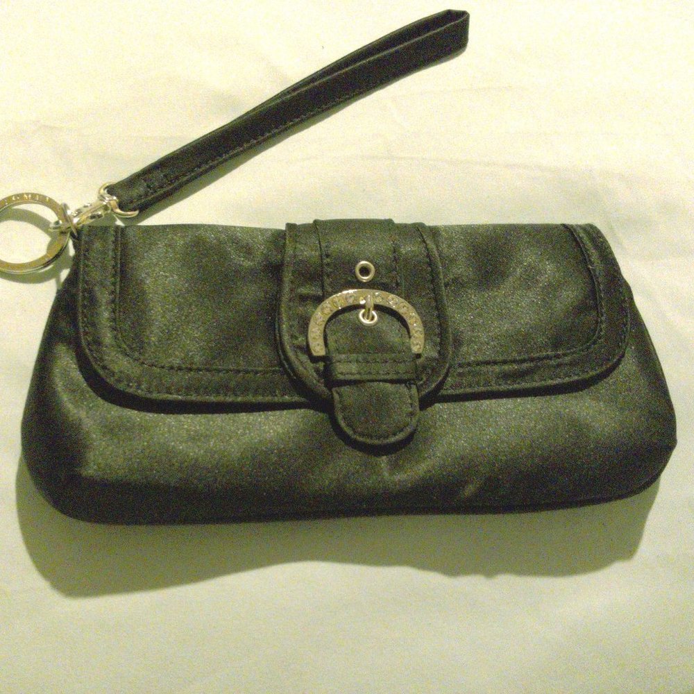 NWOT, Black Tommy Hilfiger Wristlet